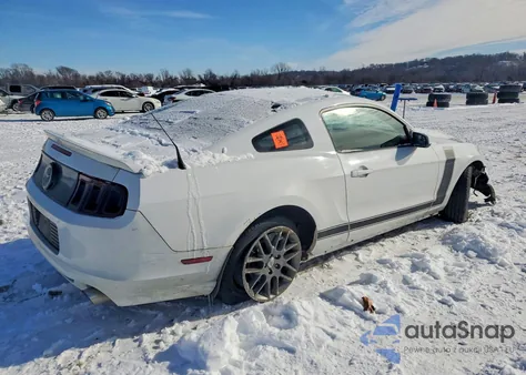 2014 Ford Mustang z USA, uszkodzony, nr VIN 1ZVBP8AMXE5224355